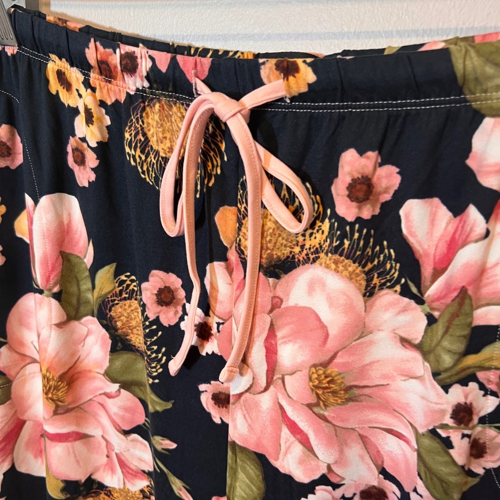 Room Service Ultra Soft Floral 2 Piece Pajamas Set Shirt Pants Winter Cozy XXL - Picture 14 of 16